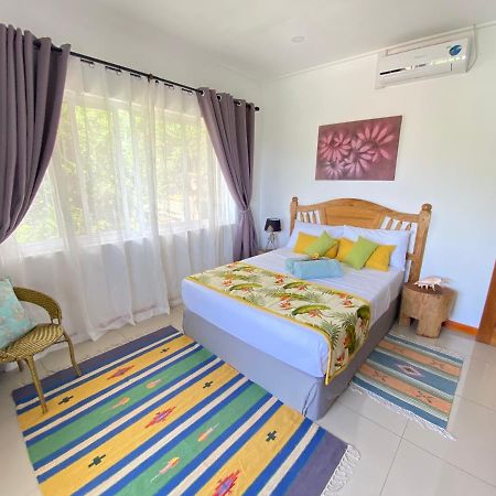 Villa Dusk To Dawn Victoria Exterior foto
